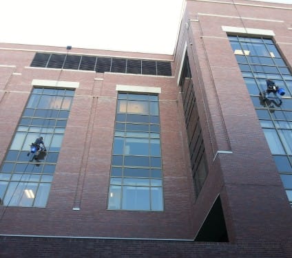 DIENST - glasbewassing Glazenwasserij