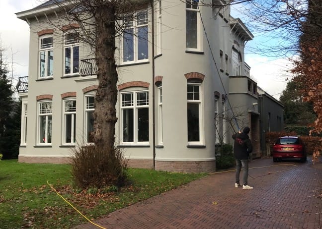 WAT ONS UNIEK MAAKT - glazenwasser oud pand Glazenwasserij